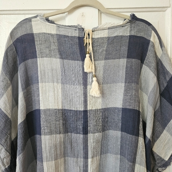 POL Women’s Blue and White Buffalo Check Oversized Top Sz Small Coastal Cowgirl - Picture 6 of 8
